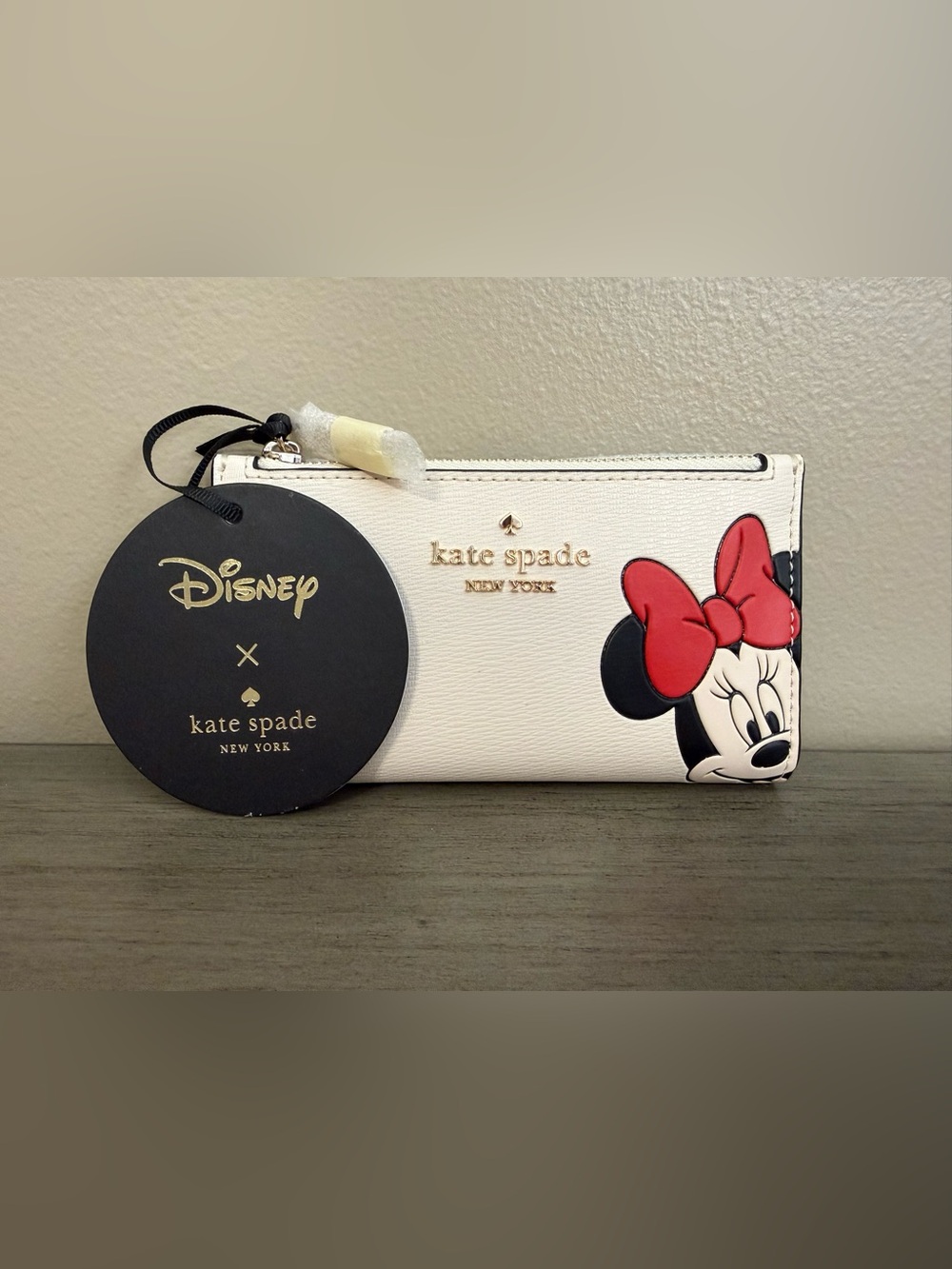 kate spade New York Minnie Mouse Wallet